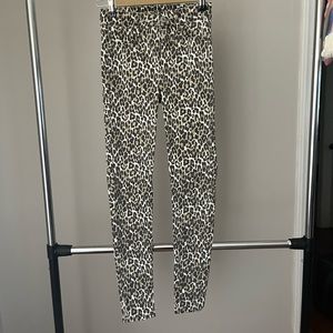 American Eagle size 0 Cheetah skinny pants